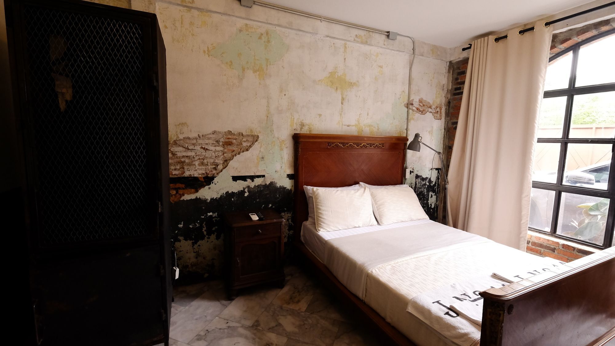 J No.14 Tempat Tidur & Sarapan 3*